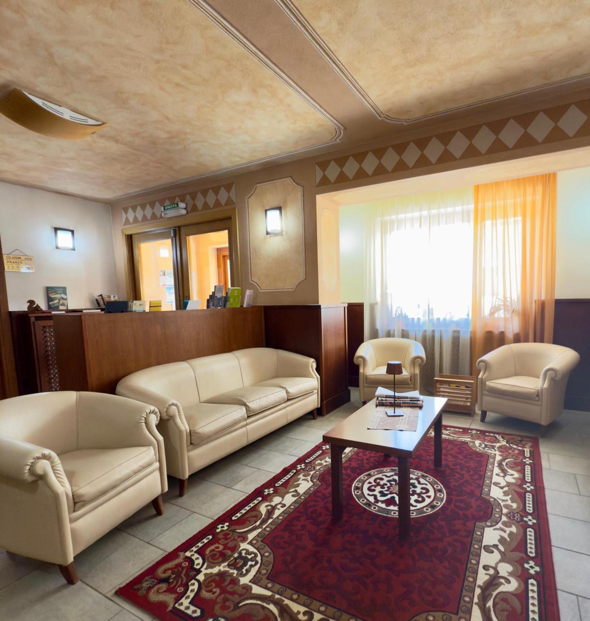 Hotel Dama Bianca Valtournenche Ngoại thất bức ảnh